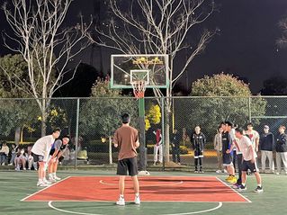 人文学部举办篮球比赛